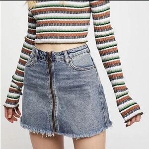 Free People Zip-Up Denim Mini Skirt Light Blue Wash Size 26